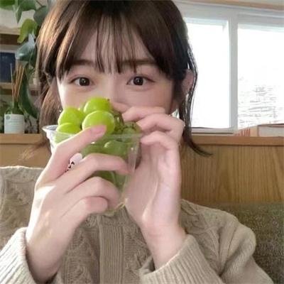 穿着旗袍的女孩